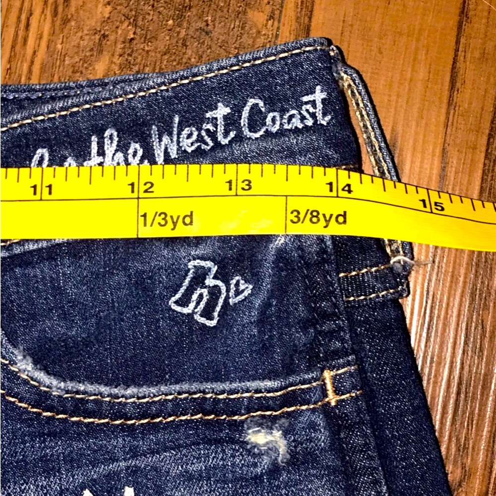 RARE Hollister Shorts SIZE 3 juniors Embroidered Dark Wash Denim Blue - Picture 5 of 11